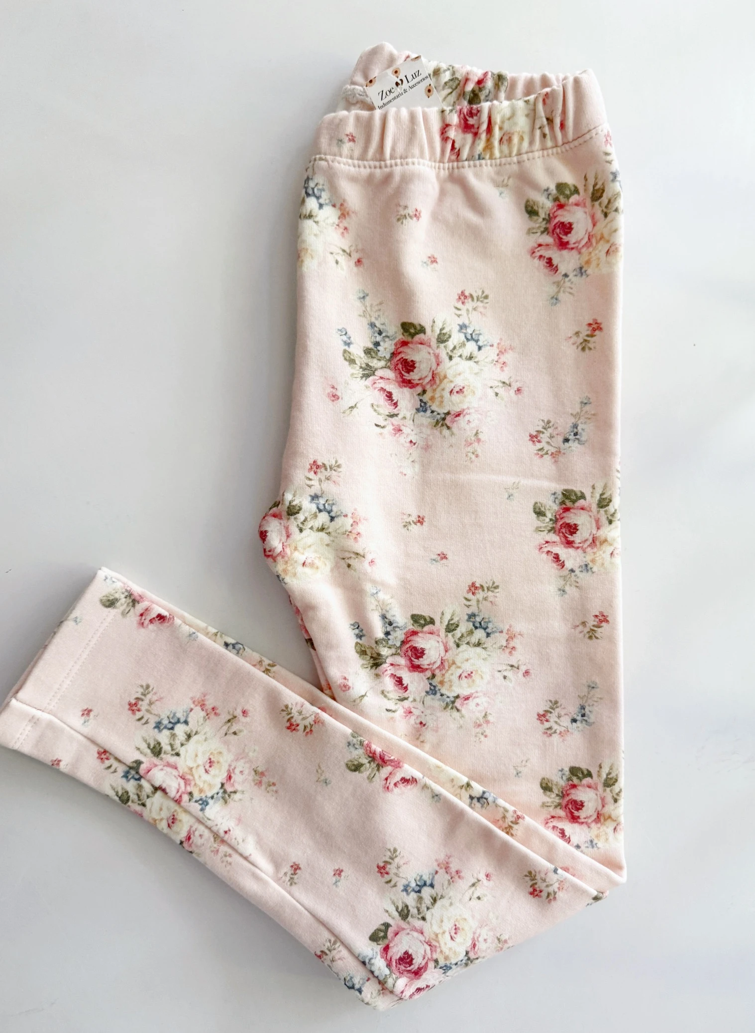 CALZA FRIZA FLORES