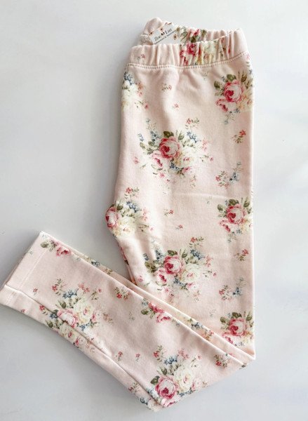 CALZA FRIZA FLORES
