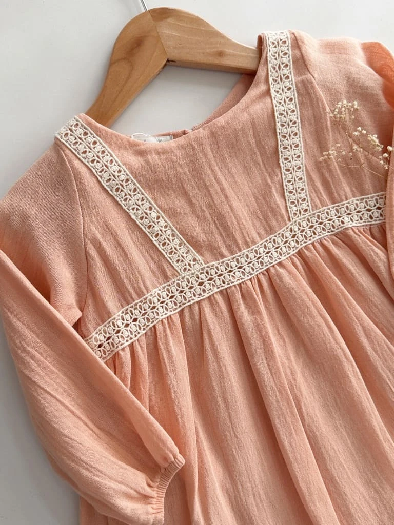 VESTIDO ROSA