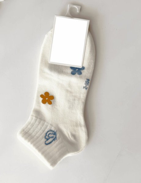 MEDIAS DISEÑO (FLOR)